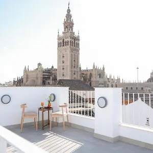 Apartment U-sense Catedral, Seville